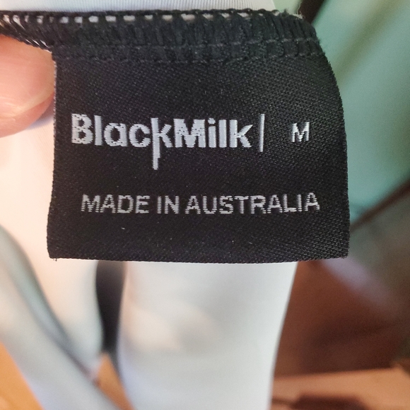 BlackMilk Graphic Dress - Picture 5 of 8